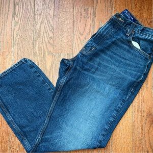 Men’s Arizona jeans Size 34/30. Gently used.